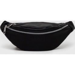 Answear Lab nerka kolor czarny. Czarne nerki i saszetki Answear Lab, bez wzorów, bez dodatków. Za 69.99 zł.