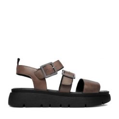 Sandały Lasocki. Szare sandały Lasocki, bez wzorów, bez obcasa, na płaskiej podeszwie, bez zapięcia. Za 179.99 zł.
