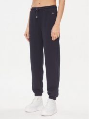 Gant Spodnie dresowe Rel Shield 4204921 Granatowy Relaxed Fit. Niebieskie spodnie dresowe Gant, bez wzorów, z bawełny. Za 249.99 zł.