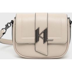 Karl Lagerfeld torebka skórzana kolor beżowy. Brązowe listonoszki KARL LAGERFELD, bez wzorów, z materiału, na ramię, bez dodatków. Za 1,399.90 zł.