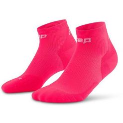 Damskie skarpety kompresyjne do biegania sportowe za kostkę Core Run CEP. Czerwone skarpetki CEP, bez wzorów, z elastanu. Za 79.00 zł.