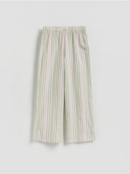 Piżamowe spodnie - jasnozielony. Zielone piżamy Reserved, l, bez wzorów, z bawełny, bez kołnierzyka, bez ramiączek. Za 59.99 zł.