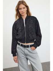 Trendyol Kurtka w kolorze czarnym rozmiar: S. Czarne kurtki Trendyol, s, bez wzorów, bez kaptura. Za 117.99 zł.