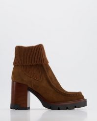 ZAMSZOWE BOTKI ZAC-02 CAN CASTA. Botki Venezia, bez wzorów, ze skóry, bez obcasa, bez zapięcia. Za 699.00 zł.