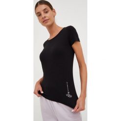 4F t-shirt damski kolor czarny. Czarne t-shirty 4f, bez wzorów, z dzianiny, bez kołnierzyka, bez ramiączek. Za 49.99 zł.