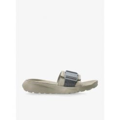 Klapki damskie Columbia Peakfreak Roam Slide. Zielone klapki Columbia, bez wzorów, bez obcasa, bez zapięcia. Za 179.99 zł.