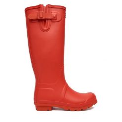 Kalosze Hunter. Czerwone kalosze Hunter, bez wzorów, bez zapięcia. Za 349.99 zł.