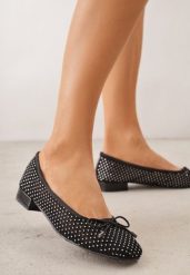 Czarne Siateczkowe Balerinki ze Skórzaną Wkładką Cyrkoniami i Kokardą Ravalana. Czarne baleriny Born2be, z aplikacjami, z jeansu, biznesowe, bez obcasa, bez zapięcia. Za 69.99 zł.