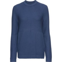 Sweter w strukturalny wzór bonprix jasny indygo. Swetry marki INESIS. Za 49.99 zł.