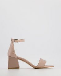 BEŻOWE SANDAŁY 04157591-1D L MI. Brązowe sandały Venezia, bez wzorów, ze skóry, bez obcasa, bez zapięcia. Za 299.00 zł.