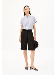 Armedangels Bluzka "Larisaana" w kolorze błękitnym rozmiar: XS. Niebieskie bluzki ARMEDANGELS, s, bez wzorów, z wiskozy, klasyczne, bez kołnierzyka, bez ramiączek. Za 174.84 zł.