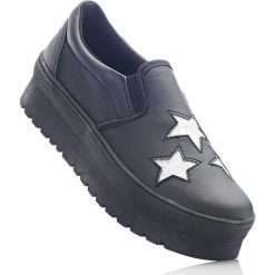 Sneakersy na podeszwie platformie bonprix czarny. Buty sportowe lifestyle marki Mohito. Za 49.99 zł.