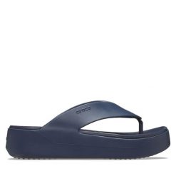 Japonki Crocs. Niebieskie japonki Crocs, bez wzorów. Za 199.99 zł.