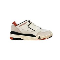 Trenerzy Le Coq Sportif Dynactif T1100. Białe buty sportowe lifestyle Le Coq Sportif, bez wzorów, z syntetyku, sportowe, bez zapięcia. W wyprzedaży za 330.75 zł.