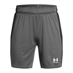 Krótki sweter dziecięcy Under Armour Challenger. Białe szorty Under Armour, bez wzorów, z materiału, sportowe. W wyprzedaży za 76.50 zł.