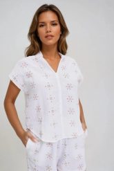 Bawełniana bluzka biała. Białe bluzki MOODO, l, bez wzorów, z bawełny, bez kołnierzyka, bez ramiączek. Za 129.99 zł.