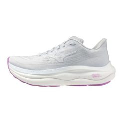 Damskie buty do biegania Mizuno Wave Sky 9 Wos. Białe buty do biegania Mizuno, bez wzorów, bez zapięcia, do biegania, mizuno wave. Za 669.50 zł.