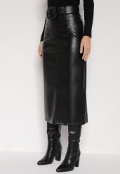 Czarna Spódnica Ołówkowa z Imitacji Skóry z Paskiem z Dużą Klamrą Rewedia. Czarne spódnice Born2be, do pracy, l, bez wzorów, ze skóry, biznesowe, midi, koszulowe. Za 129.99 zł.