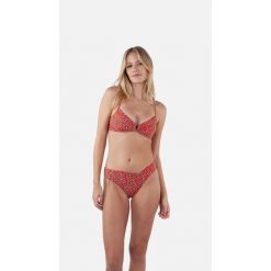 Figi do kostiumów kąpielowych dla kobiet Barts Anangu. Czerwone bikini Barts, bez wzorów. Za 194.50 zł.