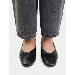Baleriny Lasocki. Czarne baleriny Lasocki, bez wzorów, bez obcasa, bez zapięcia. Za 179.99 zł.