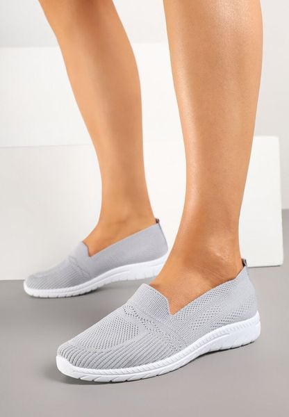 Szare Wsuwane Tenisówki Mokasyny Venni. Szare mokasyny Born2be, bez wzorów, z dresówki, eleganckie, bez zapięcia. Za 49.99 zł.