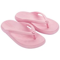 Japonki Ipanema Bliss Fem 41/42. Czerwone japonki Ipanema, bez wzorów, z gumy. Za 67.99 zł.