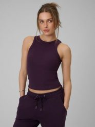 4F Top slim z prążkowanej dzianiny damski - fioletowy S. Fioletowe topy 4f, l, bez wzorów, z dzianiny, bez kołnierzyka, bez ramiączek. Za 49.99 zł.