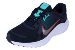 Buty do biegania damskie Nike Quest 5. Niebieskie buty do biegania Nike, bez wzorów, z materiału, bez zapięcia, do biegania. Za 334.00 zł.