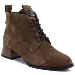 Skórzane botki damskie na obcasie zamsz camel Vinceza FIO27-67036. Brązowe botki VINCEZA, bez wzorów, ze skóry, eleganckie, bez obcasa, na obcasie, bez zapięcia. Za 229.99 zł.