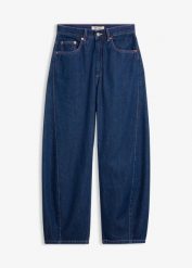 Jeansy o kroju balonowym, high waist. Niebieskie jeansy bonprix, bez wzorów, z jeansu, z podwyższonym stanem. Za 129.99 zł.