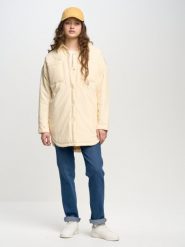 Kurtka damska typu shacket kremowa Misa 102. Białe kurtki BIG STAR, l, bez wzorów, bez kaptura. W wyprzedaży za 219.99 zł.