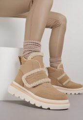 Ciemnobeżowe Śniegowce z Przeszyciami i Futerkiem Newella. Brązowe śniegowce Born2be, bez wzorów, z jeansu, bez zapięcia. Za 129.99 zł.