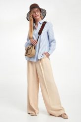 Koszula damska lniana w paski Josef WEEKEND MAX MARA. Koszule Weekend Max Mara, bez wzorów, bez kołnierzyka, bez ramiączek. W wyprzedaży za 775.20 zł.
