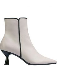 Högl Skórzane botki "Blair" w kolorze kremowym rozmiar: 37,5. Brązowe botki Högl, bez wzorów, eleganckie, bez obcasa, bez zapięcia. Za 317.62 zł.