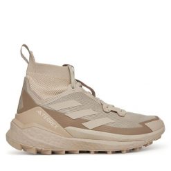 Trekkingi adidas. Brązowe buty trekkingowe adidas, bez zapięcia. Za 809.99 zł.