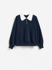 Bluza z ozdobnym kołnierzem - granatowy. Niebieskie bluzy Reserved, l, bez wzorów, z bawełny, bez ramiączek, bez kaptura. Za 119.99 zł.