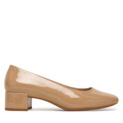 Czółenka ECCO. Brązowe czółenka ECCO, bez wzorów, bez obcasa, bez zapięcia. Za 599.99 zł.