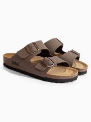 Sunbay Klapki "Balmain" w kolorze szarobrązowym rozmiar: 38. Szare klapki Sunbay, bez wzorów, klasyczne, z otwartym noskiem, bez obcasa, bez zapięcia. Za 162.49 zł.