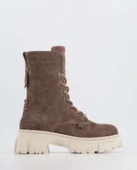 ZAMSZOWE BOTKI 0205451 MINK. Botki Venezia, bez wzorów, ze skóry, bez obcasa, bez zapięcia. Za 359.00 zł.