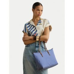 Torebka LAUREN RALPH LAUREN. Niebieskie shopper bag Lauren Ralph Lauren, bez wzorów, bez dodatków. Za 609.99 zł.