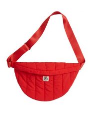 MOSS COPENHAGEN Saszetka w kolorze czerwonym - 37 x 17 cm rozmiar: onesize. Czerwone nerki i saszetki Moss Copenhagen, bez wzorów, z materiału, sportowe, bez dodatków. Za 150.02 zł.