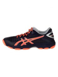 Asics Buty "Netburner Professional" w kolorze czarno-czerwonym do biegania rozmiar: 37. Czarne buty do biegania ASICS, bez wzorów, z materiału, bez zapięcia, do biegania. Za 229.46 zł.