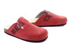Dr. Brinkmann 320278-04 czerwony, klapki damskie. Czerwone klapki Dr. Brinkmann, bez wzorów, bez obcasa, bez zapięcia. Za 193.90 zł.