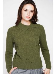 C& Jo Sweter w kolorze zielonym rozmiar: 40. Zielone swetry C& Jo, bez wzorów, ze splotem, klasyczne, bez ramiączek. Za 152.62 zł.