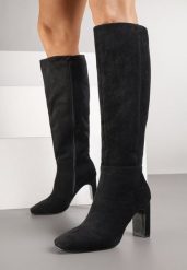 Czarne Klasyczne Kozaki z Imitacji Zamszu na Słupkowym Obcasie Miosa. Czarne kozaki Renee, bez wzorów, z jeansu, eleganckie, bez obcasa, na obcasie, bez zapięcia. Za 169.99 zł.