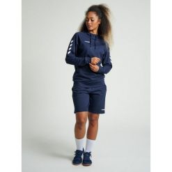 Bluza sportowa z kapturem damska Hummel Go Cotton Hoodie Woman. Niebieskie bluzy z kapturem Hummel, s, bez wzorów, z kapturem, na fitness i siłownię. W wyprzedaży za 180.00 zł.