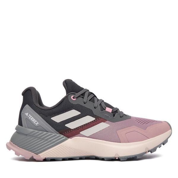 Trekkingi adidas. Buty trekkingowe adidas, bez wzorów, bez zapięcia, trekkingowe. Za 399.99 zł.