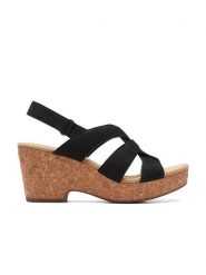 Clarks Skórzane sandały "Giselle Beach" w kolorze czarnym na obcasie rozmiar: 37. Czarne sandały Clarks, bez wzorów, z otwartym noskiem, bez obcasa, na koturnie, bez zapięcia. Za 143.22 zł.