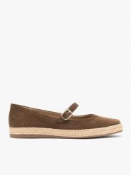 Brązowe welurowe espadryle z paskiem. Brązowe espadryle Ryłko, bez wzorów, z gumy, eleganckie, z okrągłym noskiem, bez obcasa. Za 379.99 zł.
