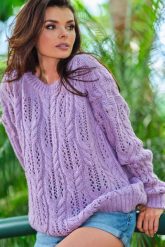Luźny Sweter o Ażurowym Splocie - Fioletowy. Fioletowe swetry Awama, uniwersalny, w ażurowe wzory, z materiału, bez ramiączek. Za 249.90 zł.
